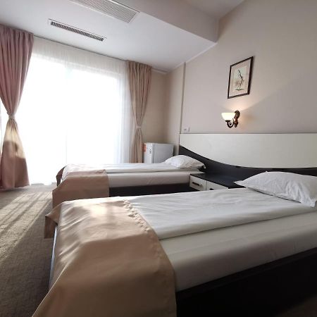 Hotel New Derby Constanţa Buitenkant foto