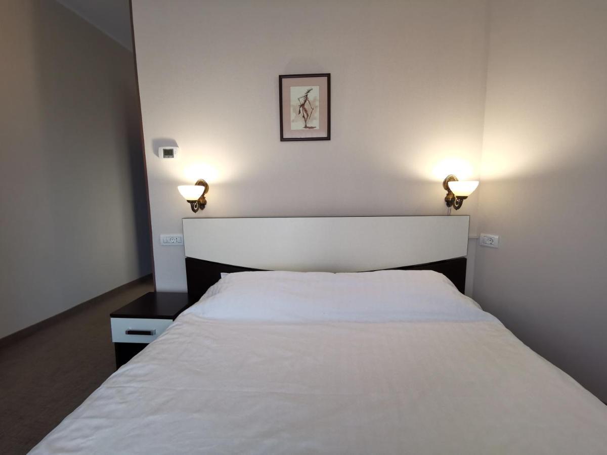 Hotel New Derby Constanţa Buitenkant foto